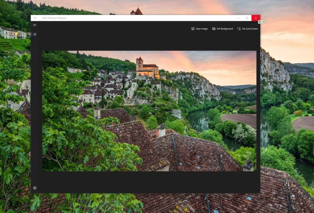 日替わりで美しい写真を壁紙やロック画面に設定できるアプリ 『Daily Desktop Wallpaper』 - PCあれこれ探索