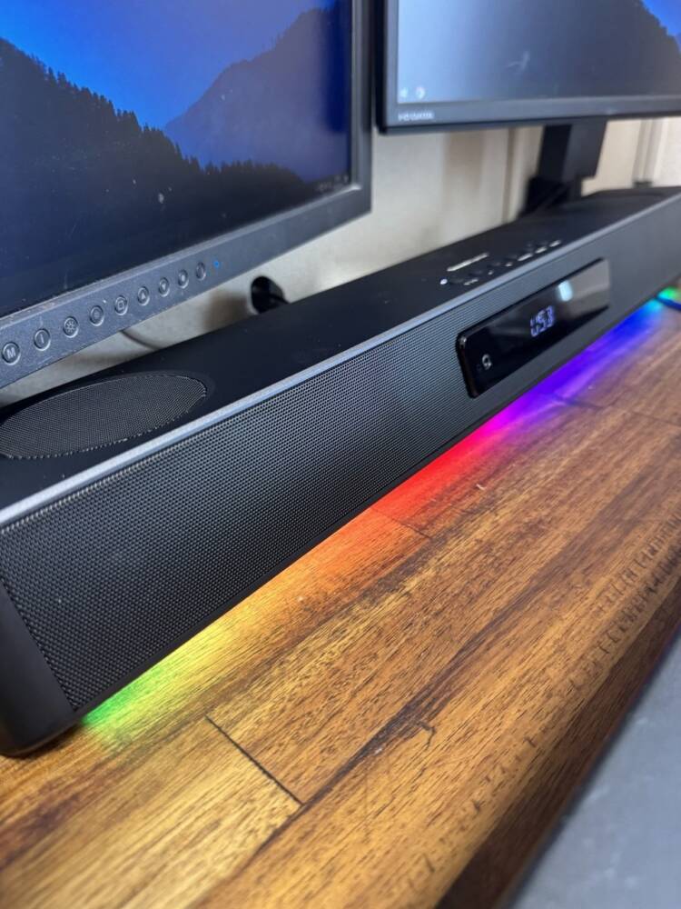 【開封レビュー】Sound Blaster Katana SE ワンボディで低音もしっかり鳴るデスク向けサウンドバー